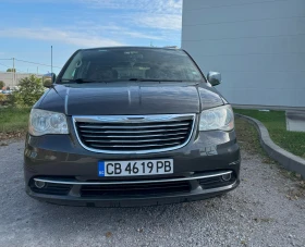 Chrysler Town and Country, снимка 1