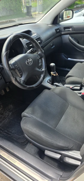 Обява за продажба на Toyota Avensis D-4D ~5 500 лв. - изображение 11
