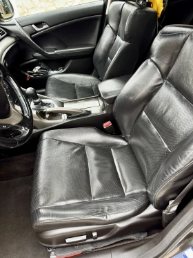 Honda Accord 2.4 Executive Advanced Safety+ СЕРВИЗНА ИСТОРИЯ , снимка 9