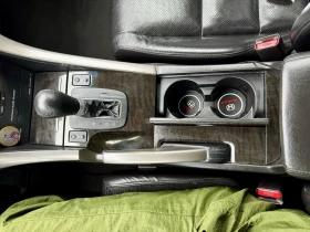 Honda Accord 2.4 Executive Advanced Safety+ СЕРВИЗНА ИСТОРИЯ , снимка 11