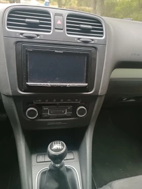 VW Golf - 7500 € / 14668.73 лв. - 19154566 6