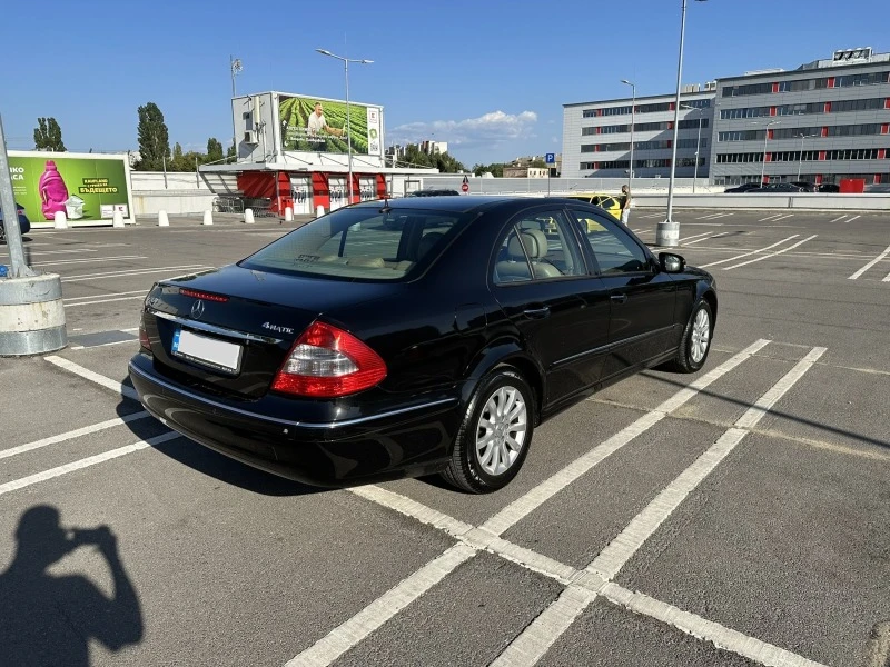 Mercedes-Benz E 350 4 Matic Elegance, снимка 4 - Автомобили и джипове - 47378694