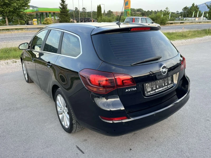 Opel Astra 1.4I 101кс EURO 5А  КЛИМАТРОНИК АВТОПИЛОТ КСЕНОН, снимка 5 - Автомобили и джипове - 43025009