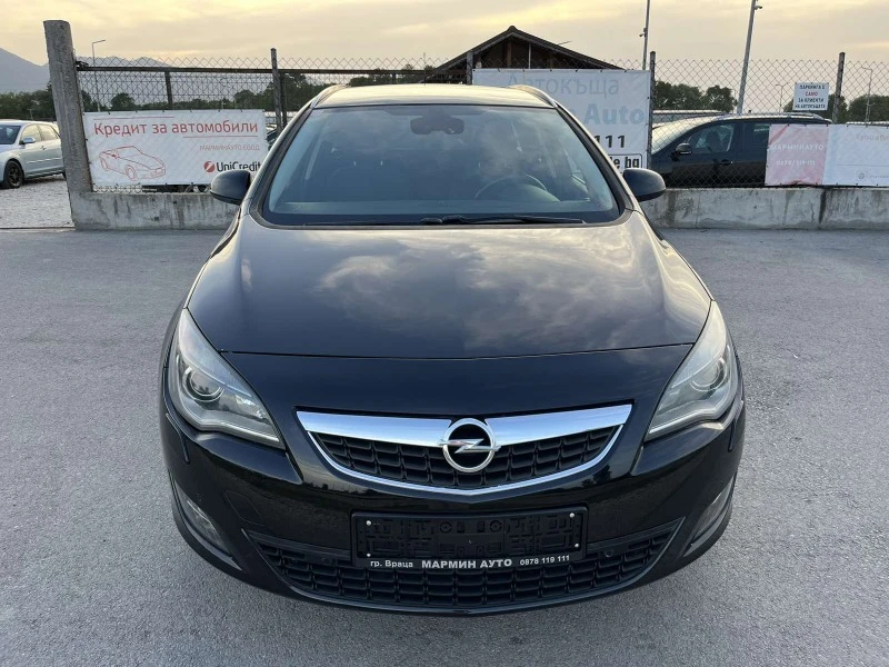 Opel Astra 1.4I 101кс EURO 5А  КЛИМАТРОНИК АВТОПИЛОТ КСЕНОН, снимка 2 - Автомобили и джипове - 43025009