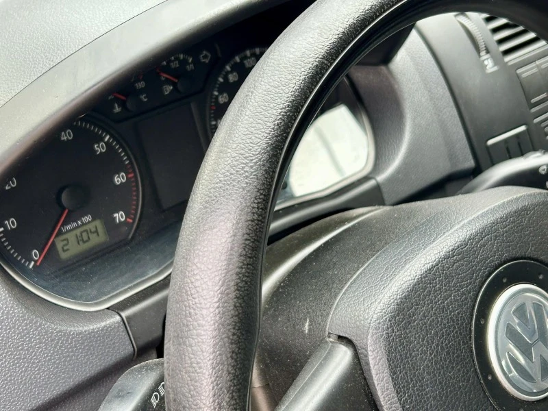 VW Polo 1.2i 154000км., снимка 13 - Автомобили и джипове - 52696147