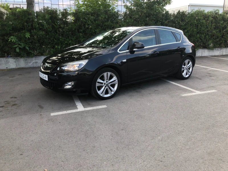 Opel Astra J 1.4i Turbo VVT, снимка 5 - Автомобили и джипове - 47527988