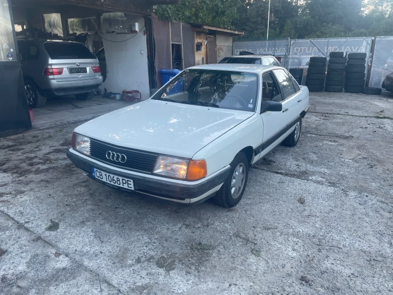 Audi 100 Автомат-уникат, снимка 1 - Автомобили и джипове - 47498876