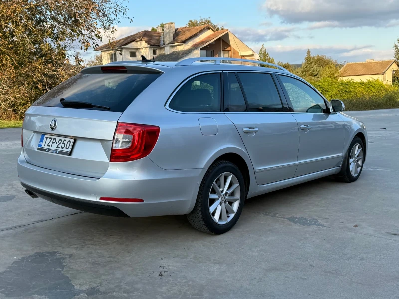 Skoda Superb 2.0TDI DSG FULL-LED, снимка 3 - Автомобили и джипове - 47731053