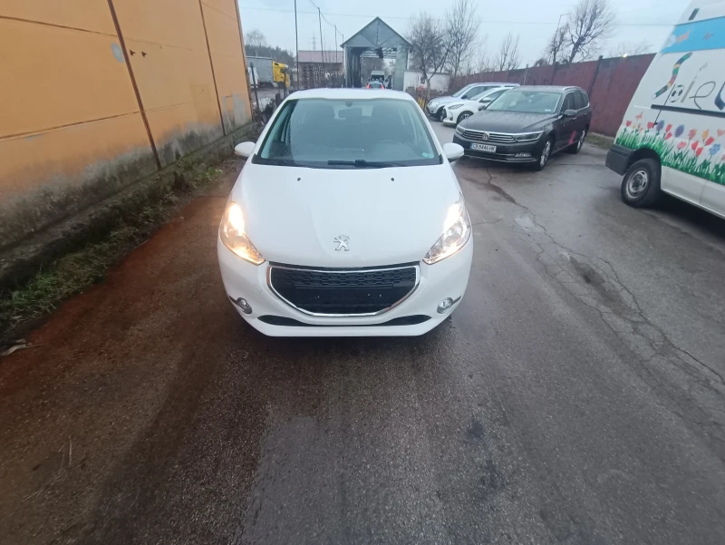 Peugeot 208, снимка 1 - Автомобили и джипове - 49591735