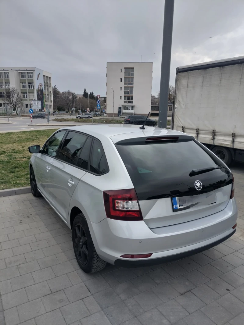 Skoda Rapid, снимка 5 - Автомобили и джипове - 49530874