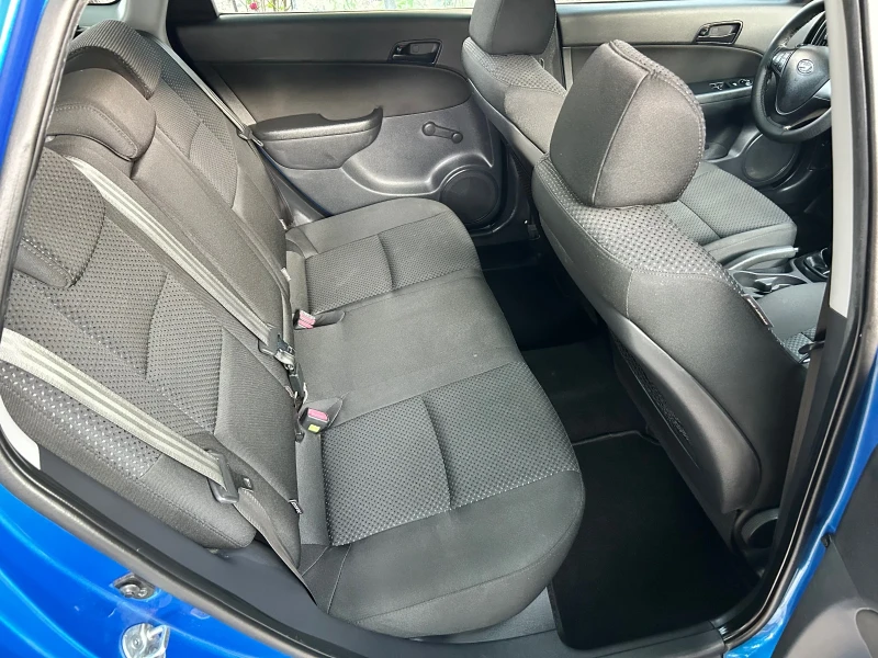 Hyundai I30 1.4 БЕНЗИН НОВ ВНОС , снимка 13 - Автомобили и джипове - 51152135