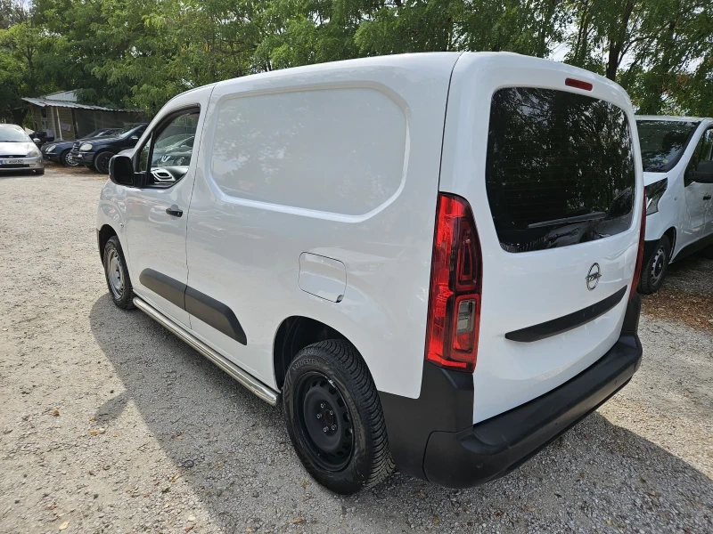 Opel Combo 1.5 diesel Navi, снимка 6 - Автомобили и джипове - 51847820