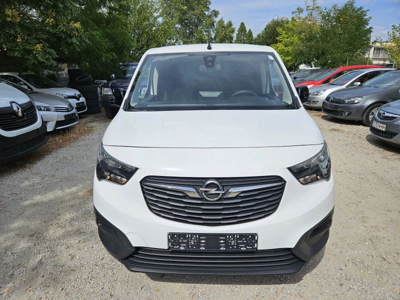 Opel Combo 1.5 diesel Navi, снимка 9 - Автомобили и джипове - 51847820