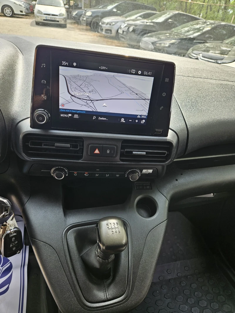 Opel Combo 1.5 diesel Navi, снимка 12 - Автомобили и джипове - 51847820