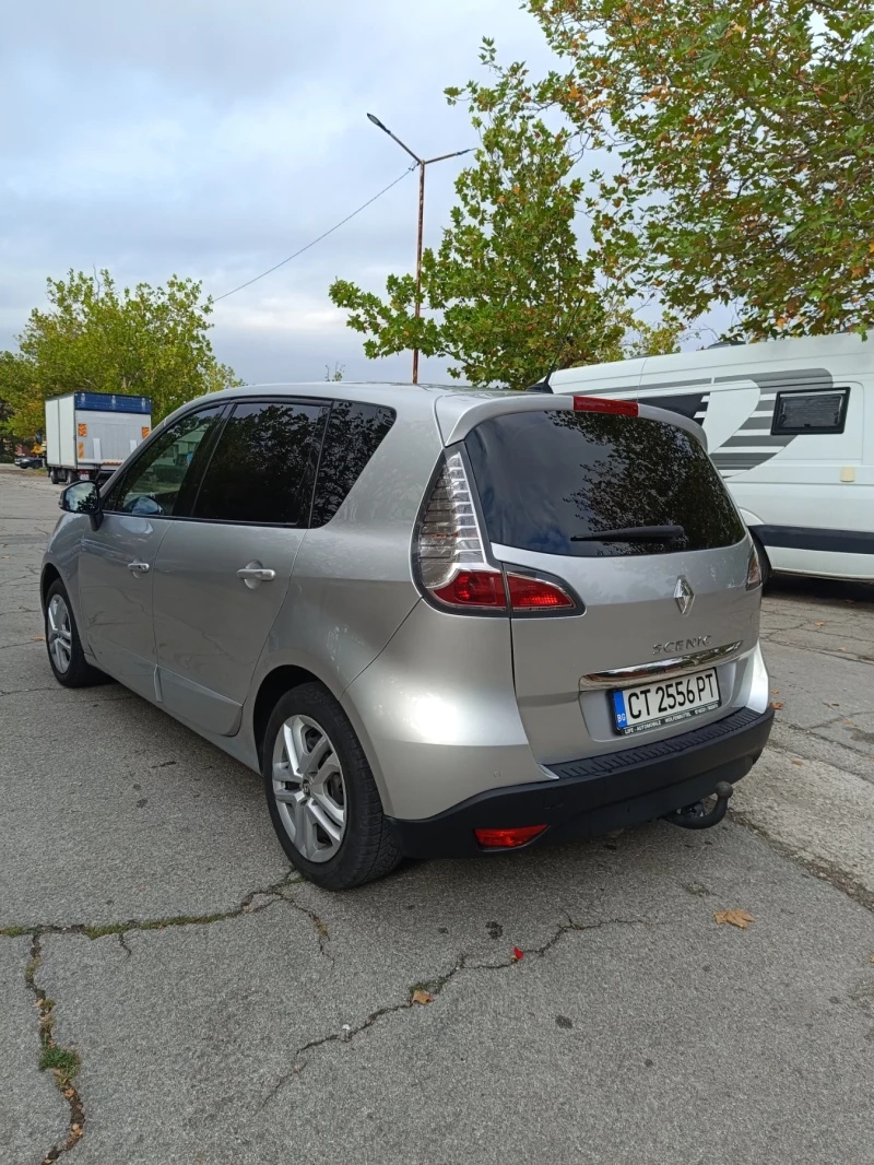 Renault Scenic 1.5DCI 110кс, снимка 7 - Автомобили и джипове - 52674066