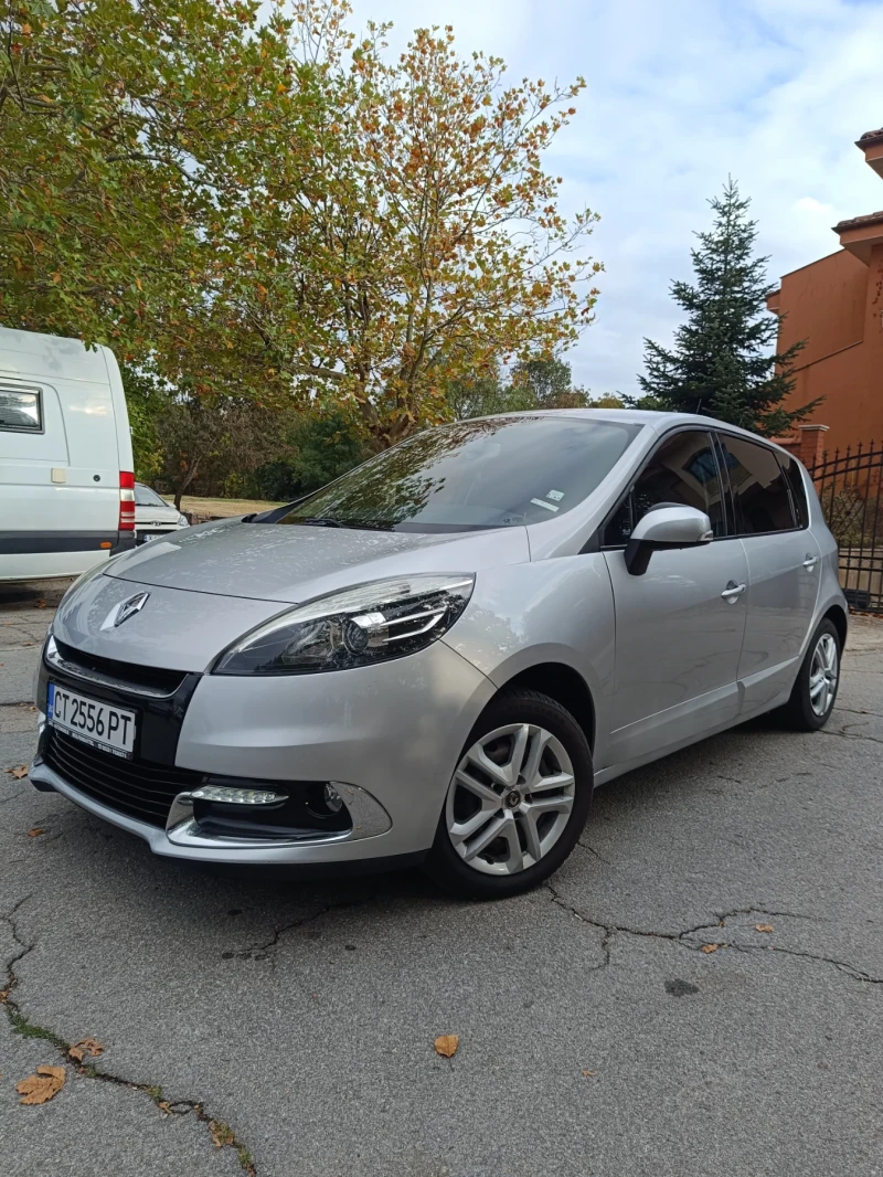 Renault Scenic 1.5DCI 110кс, снимка 2 - Автомобили и джипове - 52674066