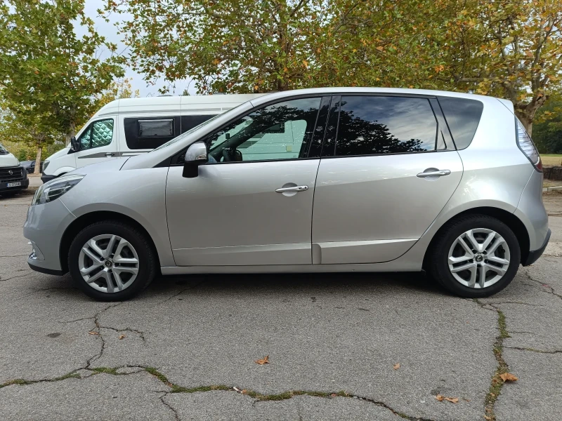 Renault Scenic 1.5DCI 110кс, снимка 5 - Автомобили и джипове - 52674066