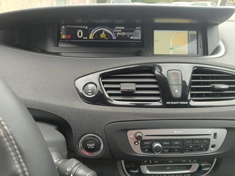 Renault Scenic 1.5DCI 110кс, снимка 14 - Автомобили и джипове - 52674066