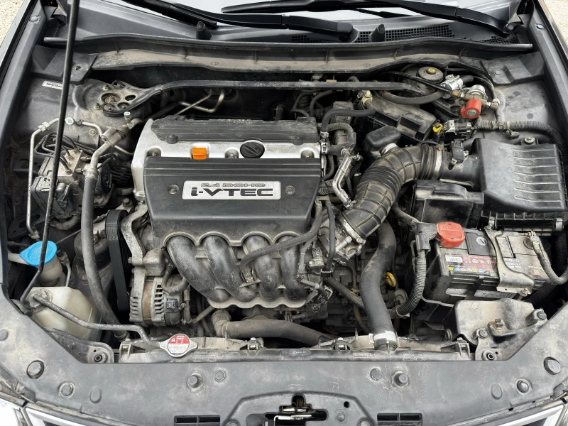 Honda Accord 2.4 Executive Advanced Safety+ СЕРВИЗНА ИСТОРИЯ , снимка 12 - Автомобили и джипове - 52469132