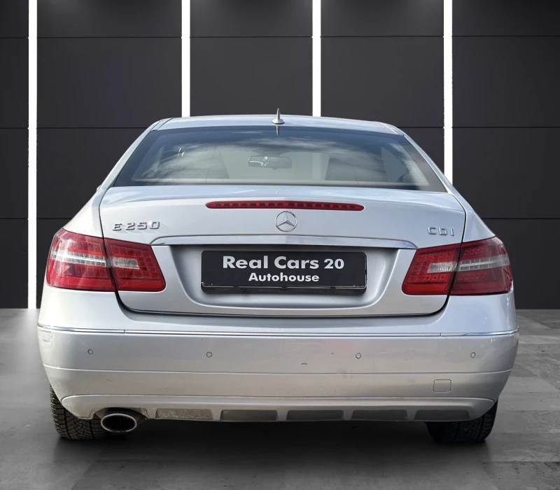 Mercedes-Benz E 250 * CDI* Регистрирана* Обслужена* , снимка 5 - Автомобили и джипове - 52479988