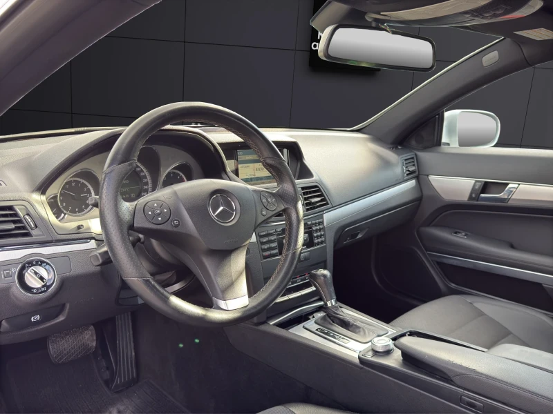 Mercedes-Benz E 250 * CDI* Регистрирана* Обслужена* , снимка 8 - Автомобили и джипове - 52479988