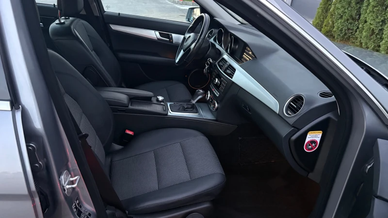 Mercedes-Benz C 220 CDI- AVANGARDE, снимка 12 - Автомобили и джипове - 52683512