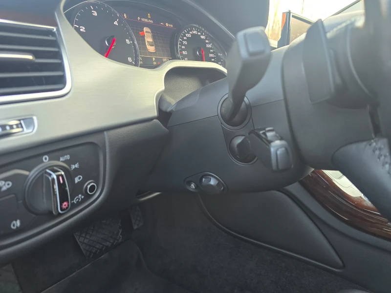Audi A8 4.2 TDI FULLLED СМЕНЕНИ ВЕРИГИ, снимка 14 - Автомобили и джипове - 52774549