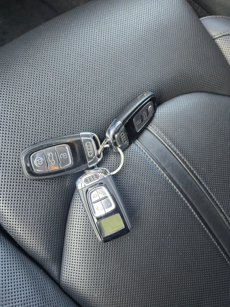 Audi A8 4.2 TDI FULLLED СМЕНЕНИ ВЕРИГИ, снимка 12 - Автомобили и джипове - 52774549