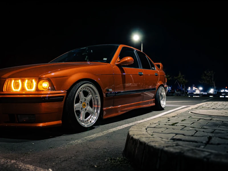 BMW 318, снимка 2 - Автомобили и джипове - 53274599