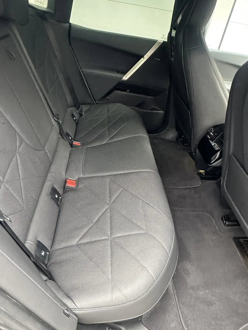 BMW iX, снимка 11 - Автомобили и джипове - 53341721