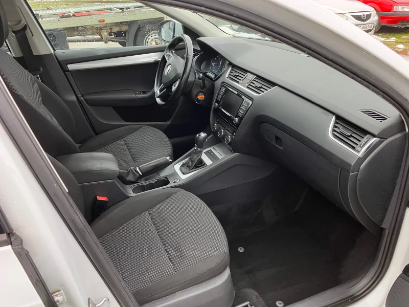 Skoda Octavia 2.0 TDI, снимка 7 - Автомобили и джипове - 53450856