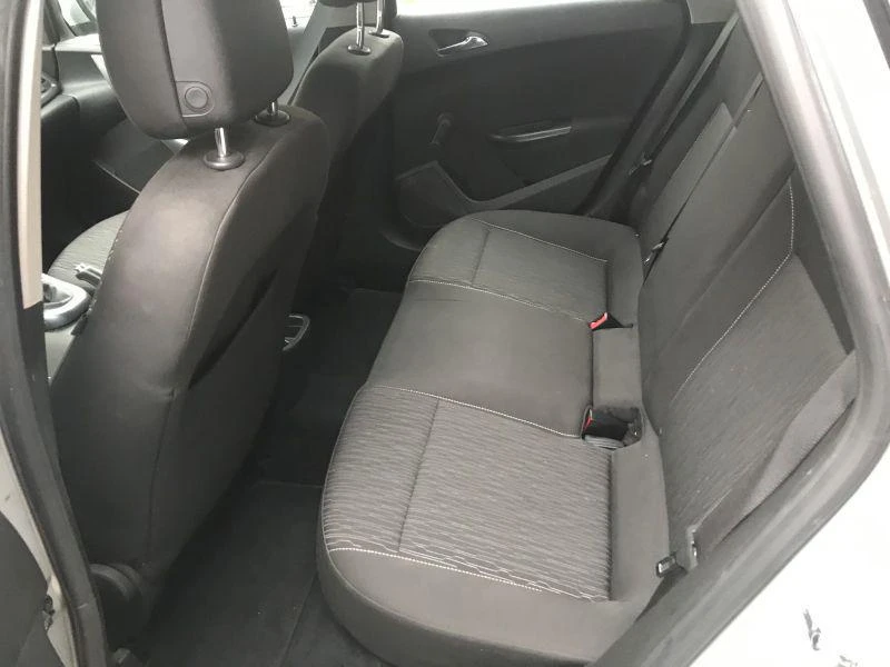 Opel Astra 1.4I  NAVI , снимка 12 - Автомобили и джипове - 53829253