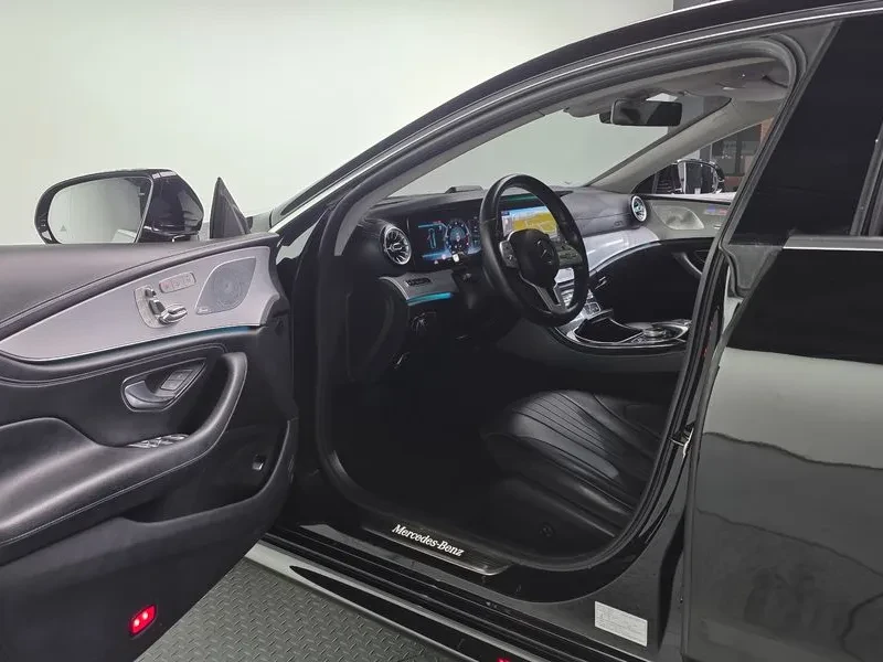 Mercedes-Benz CLS 400, снимка 10 - Автомобили и джипове - 54288693