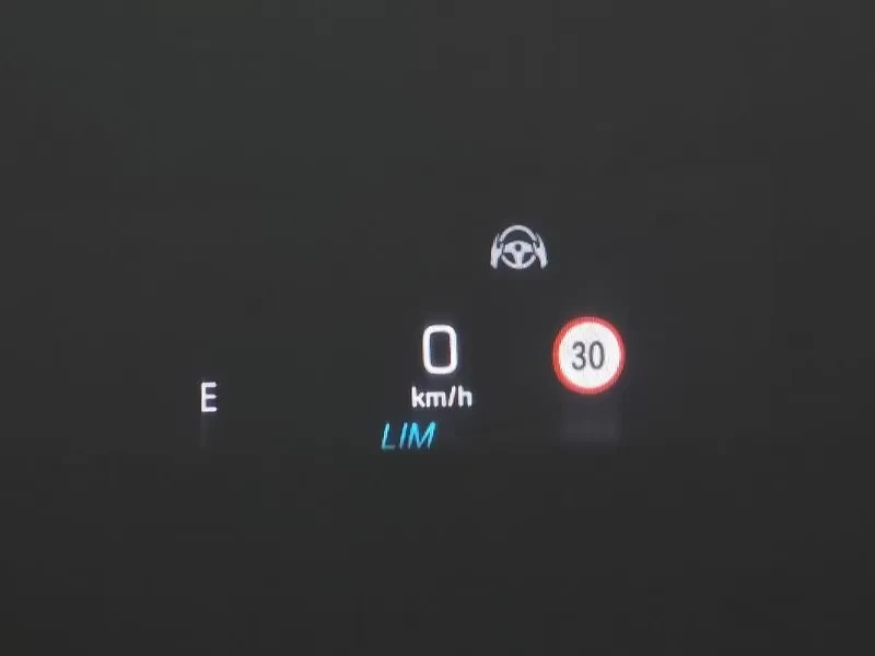 Mercedes-Benz CLS 400, снимка 17 - Автомобили и джипове - 54288693