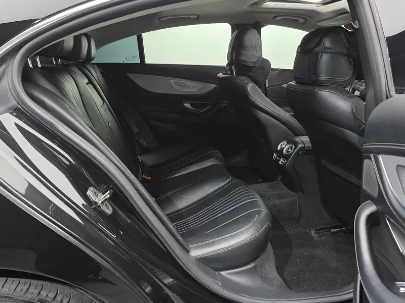 Mercedes-Benz CLS 400, снимка 12 - Автомобили и джипове - 54288693