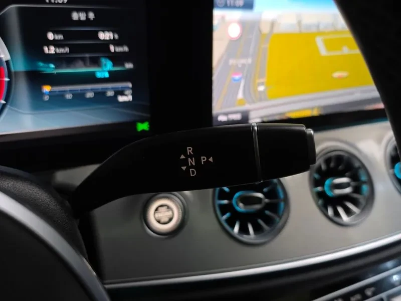 Mercedes-Benz CLS 400, снимка 9 - Автомобили и джипове - 54288693