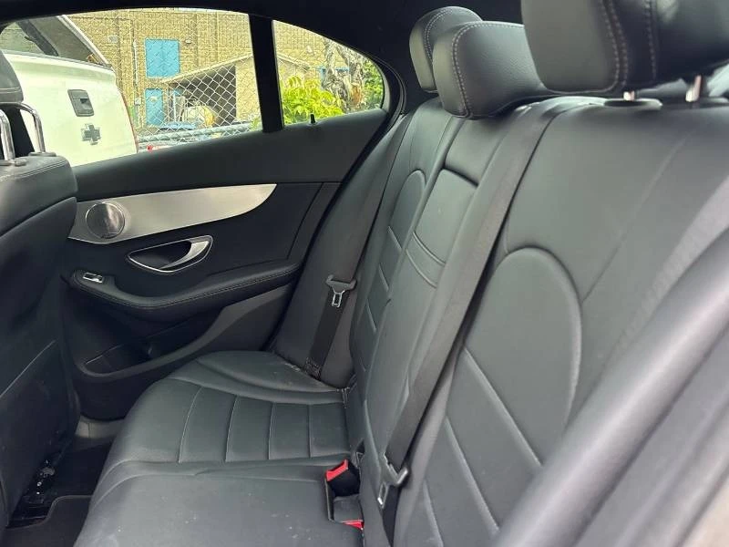 Mercedes-Benz C 300 4MATIC/СЛЕДЕНЕ НА ЛЕНТИ/BURMESTER/360/ПАНОРАМА, снимка 13 - Автомобили и джипове - 54688146