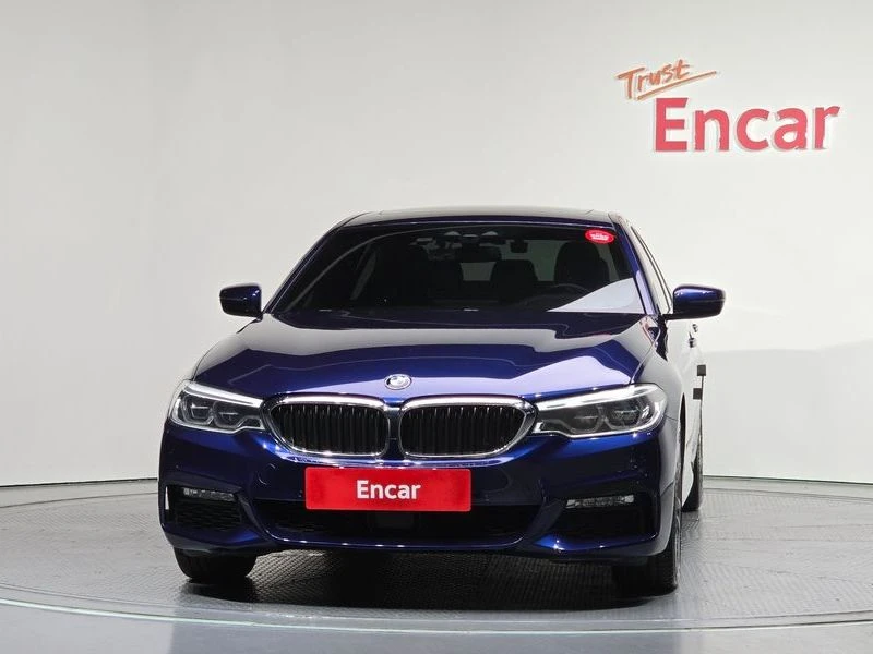BMW 530 530i xDrive M Sport Package| 252к.с.| ВКЛ.ТЕХНОТЕС, снимка 3 - Автомобили и джипове - 55441353