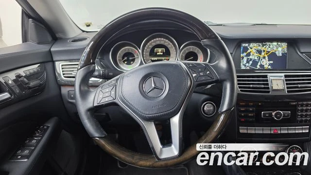 Mercedes-Benz CLS 350, снимка 13 - Автомобили и джипове - 56077664