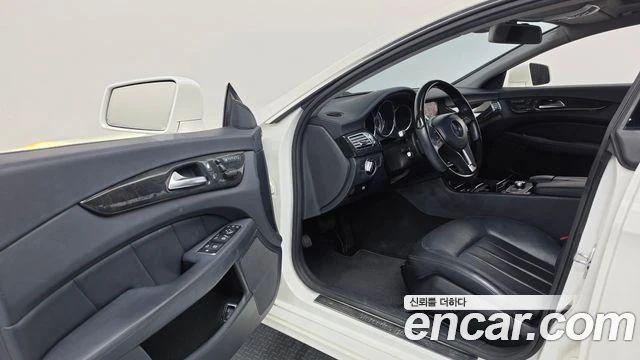 Mercedes-Benz CLS 350, снимка 10 - Автомобили и джипове - 56077664