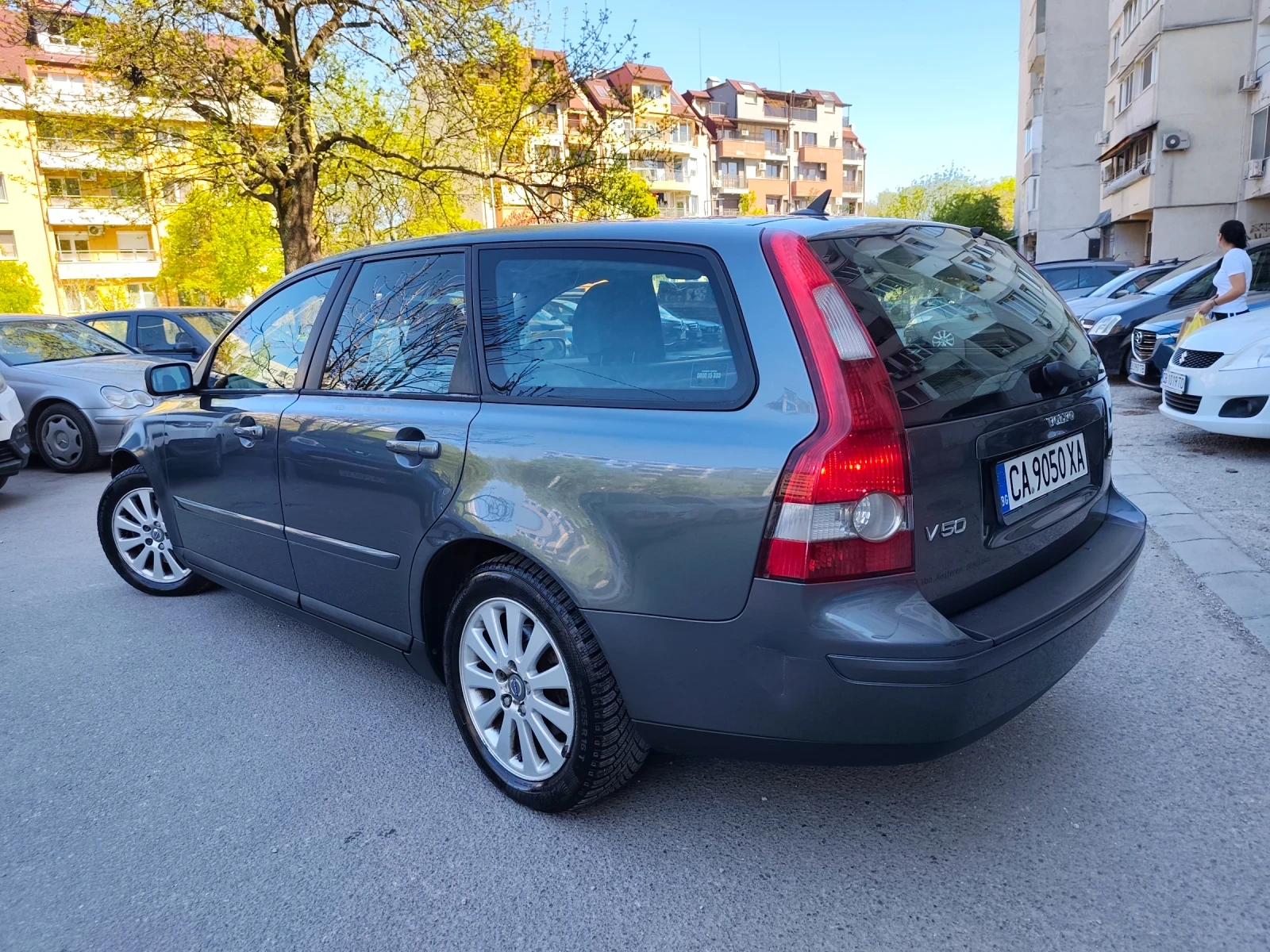 Volvo V50 2.0D * КЛИМАТРОНИК* !ТОП!, снимка 3 - Автомобили и джипове - 53870459