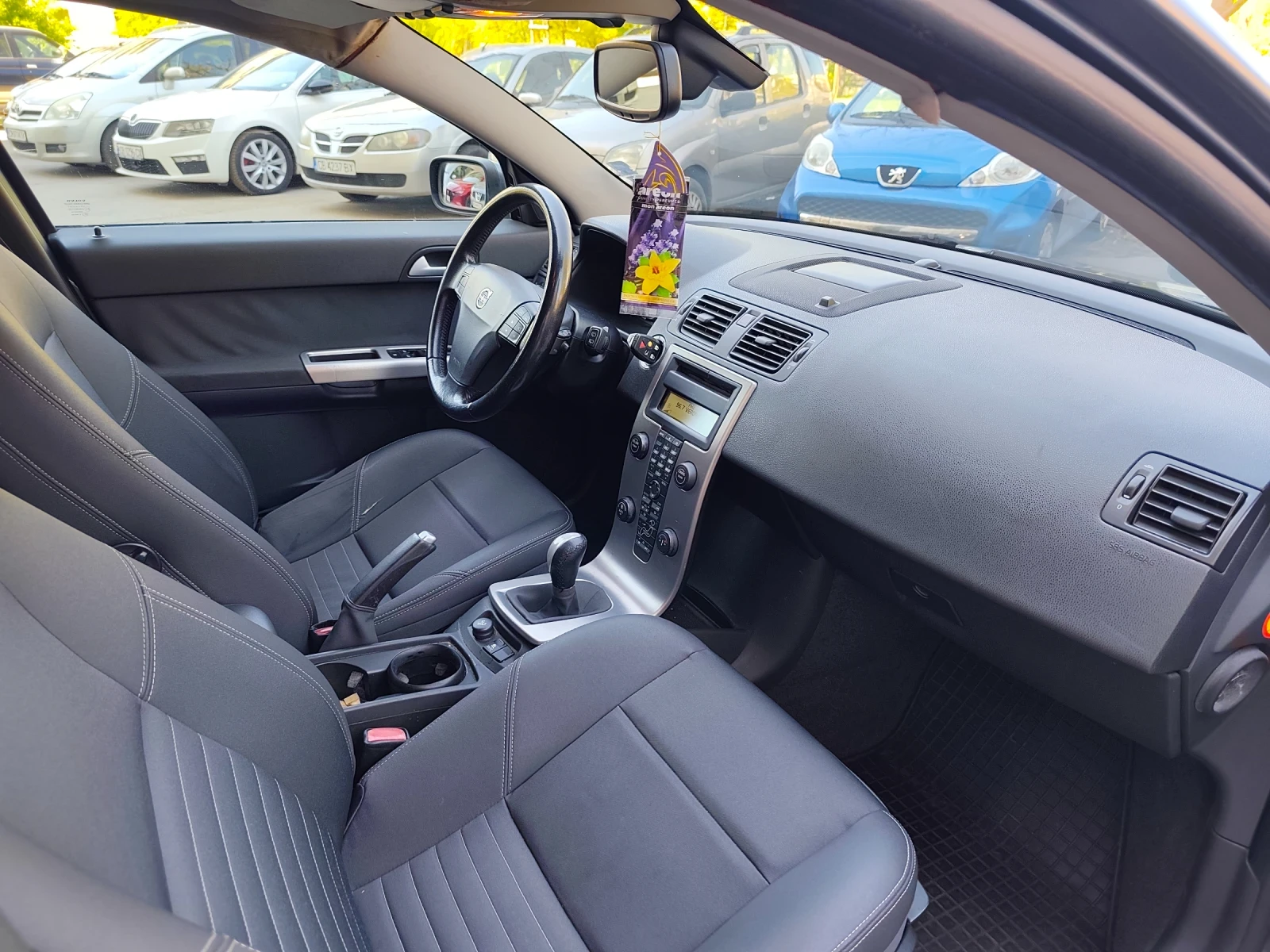 Volvo V50 2.0D * КЛИМАТРОНИК* !ТОП!, снимка 10 - Автомобили и джипове - 53870459