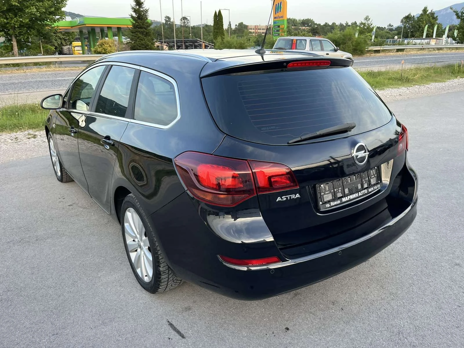 Opel Astra 1.4I 101кс EURO 5А  КЛИМАТРОНИК АВТОПИЛОТ КСЕНОН - изображение 5