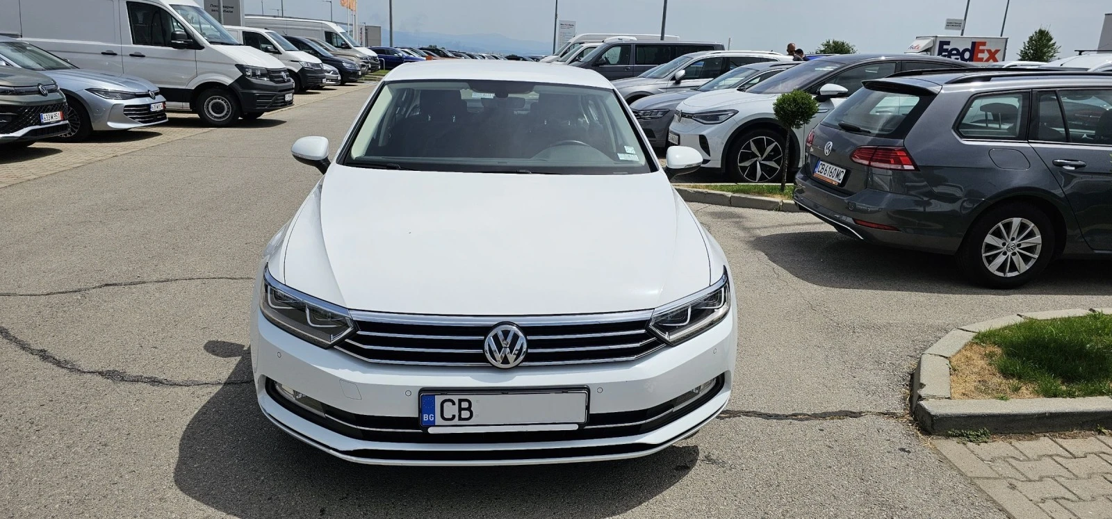 VW Passat 1.5tsi Порше Изток  - изображение 3