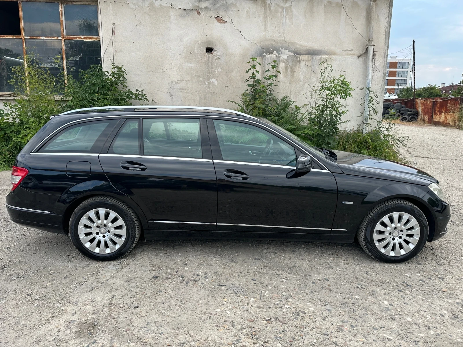 Mercedes-Benz C 220  - изображение 4