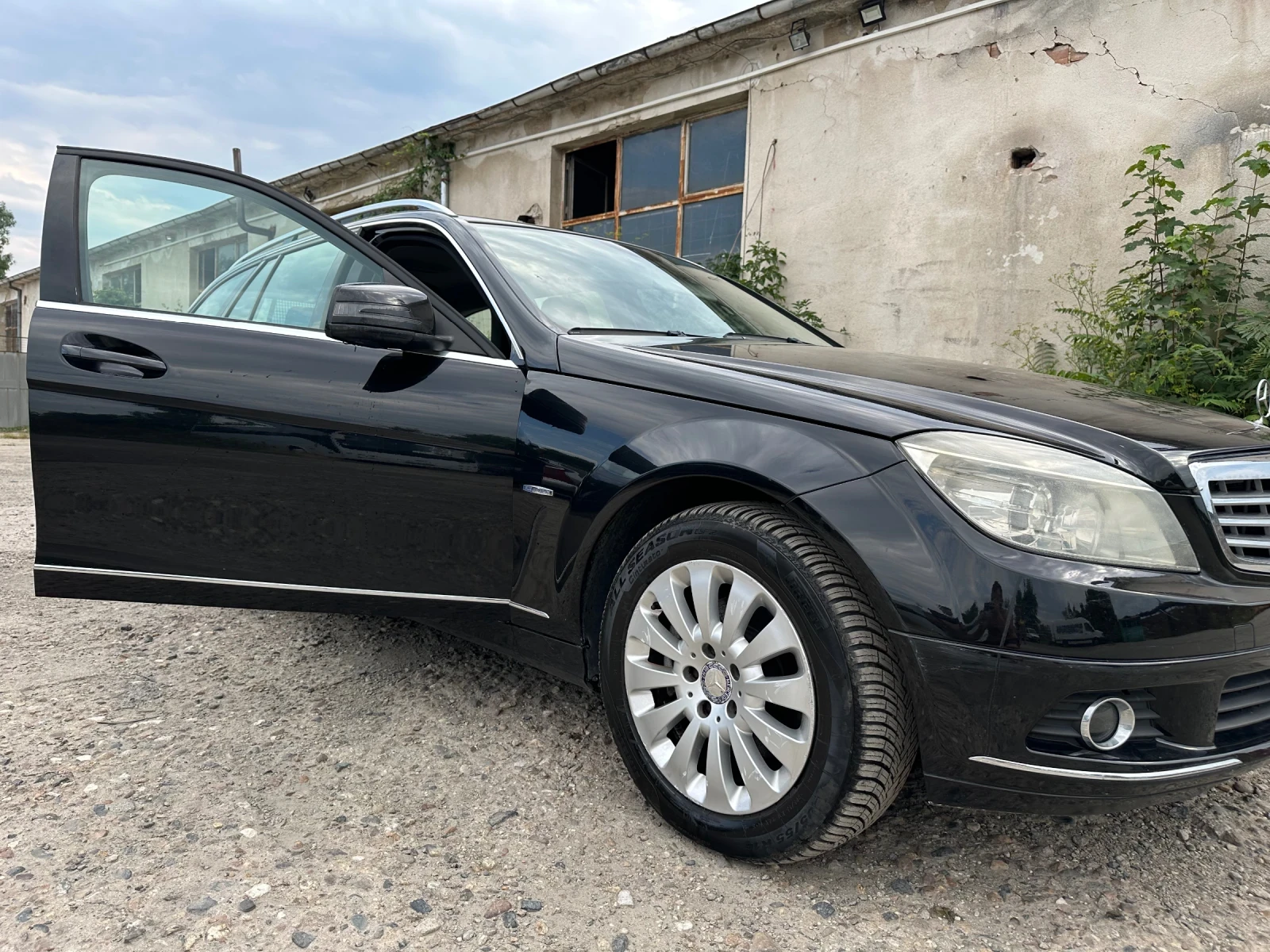 Mercedes-Benz C 220  - изображение 8