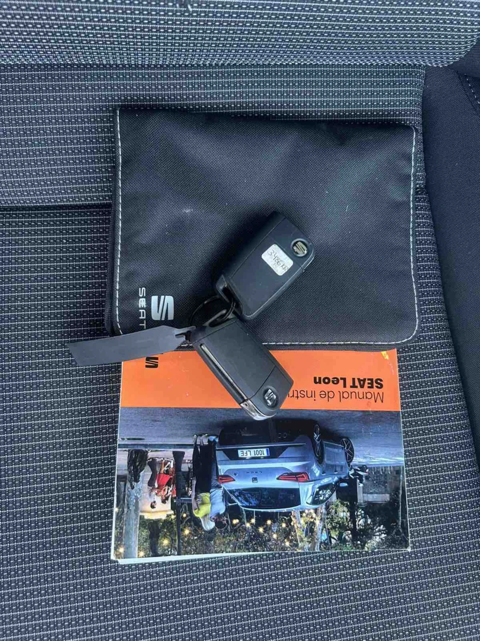 Seat Leon 1.4 TGI 110 * CAMERA * CARPLAY * EURO 6 *  | Mobile.bg   16