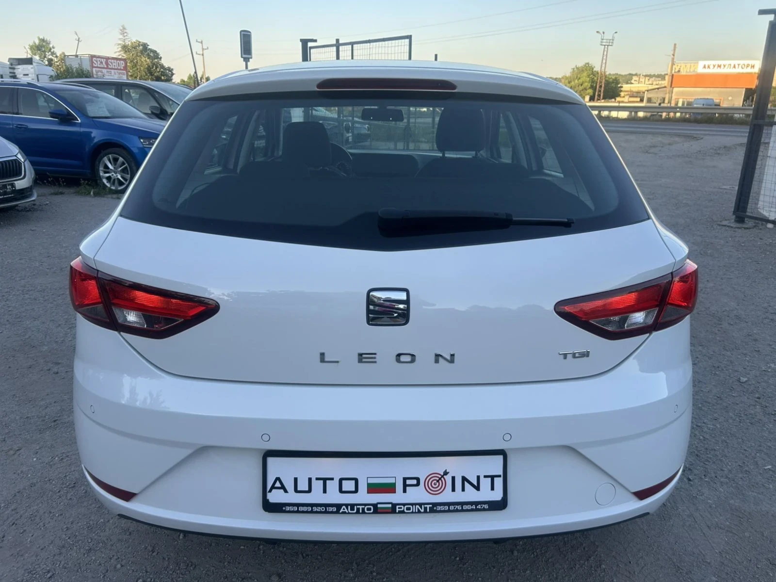Seat Leon 1.4 TGI 110 * CAMERA * CARPLAY * EURO 6 *  - изображение 5