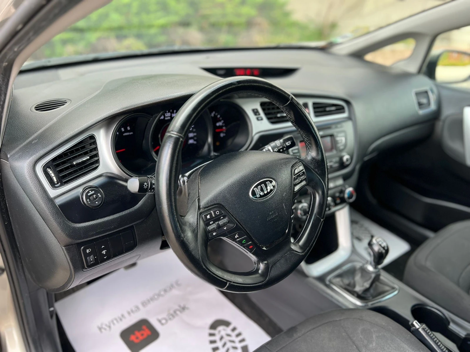 Kia Ceed 1.6CRDI Лизинг през Уникредит по 245 лева на месец - изображение 7
