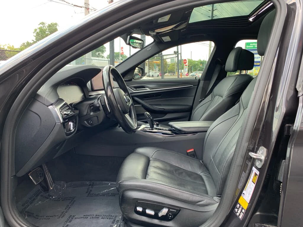 BMW 540 XDRIVE * H&K * CAMERA * LED * PANO * NAVI  - изображение 7